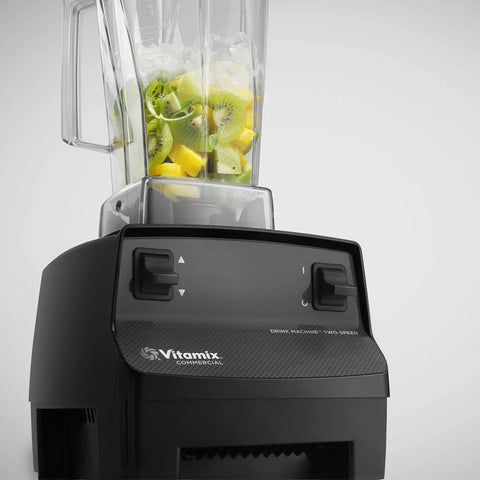 Licuadora Vitamix de 2.0 litros con motor de 2.3 HP, controles manuales y vaso duradero sin BPA.