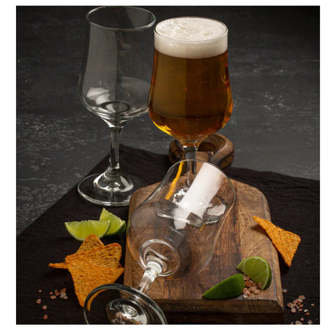 Copa Cervecera Bolonia de 13 oz, diseño elegante y seguro para contacto con alimentos.