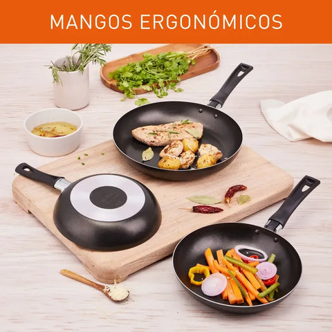 Combo IMUSA 3 Sartenes Antiadherente de 18, 20 y 24 cm, recubrimiento antiadherente Basic y aluminio de alta pureza.