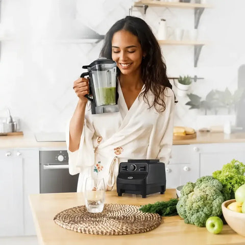 Licuadora KALLEY K-LAP Max Blend negra de alta potencia 1500W, vaso plástico de 2 litros y 10 velocidades.