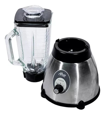 Licuadora Altezza Essential 500W con vaso de vidrio de 1.25L, base de acero inoxidable y cuchilla desmontable de 4 aspas.