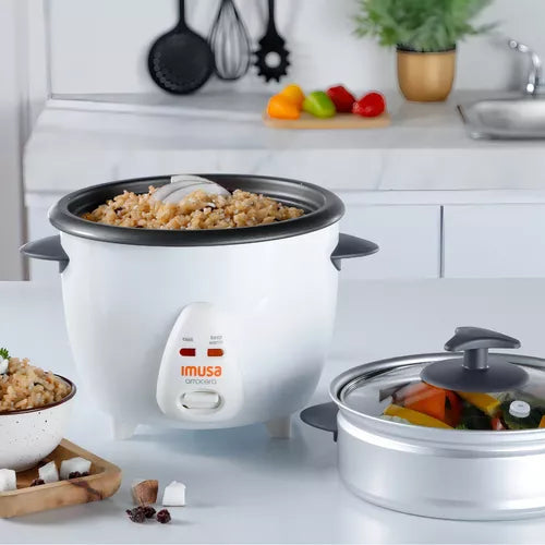 Olla Arrocera Imusa Blanca de 5 tazas con tapa de vidrio, función de arroz para sushi, apagado automático y mantenimiento de calor.